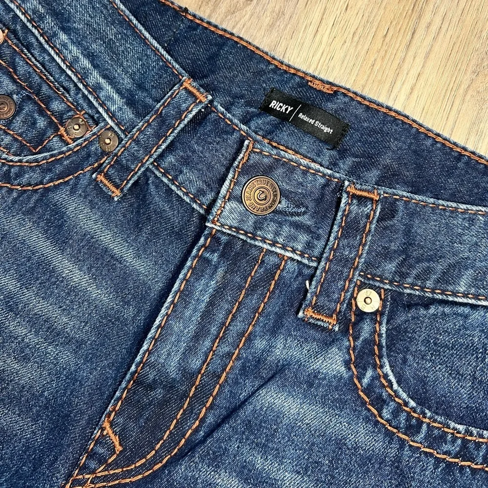 TRUE RELIGION RICKY SUPER T STITCH RELAXED STRAIGHT MENS DARK WASH 31 NEW
